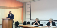 Депутат Андрей Светличный представил участникам доклад, о внесении изменений в Устав города - Дума Усть-Илимска